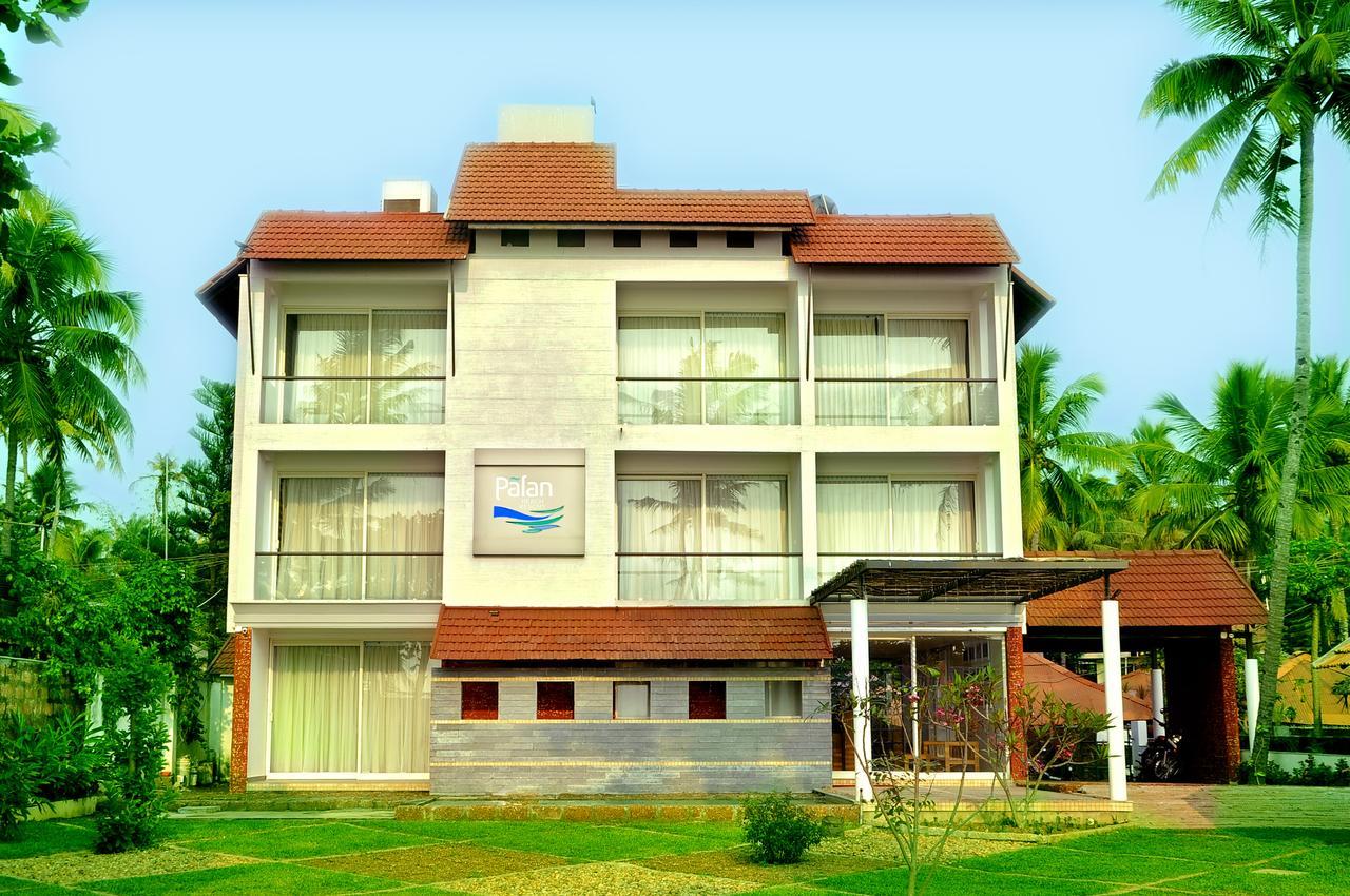 Palan Beach Resort Varkala Buitenkant foto