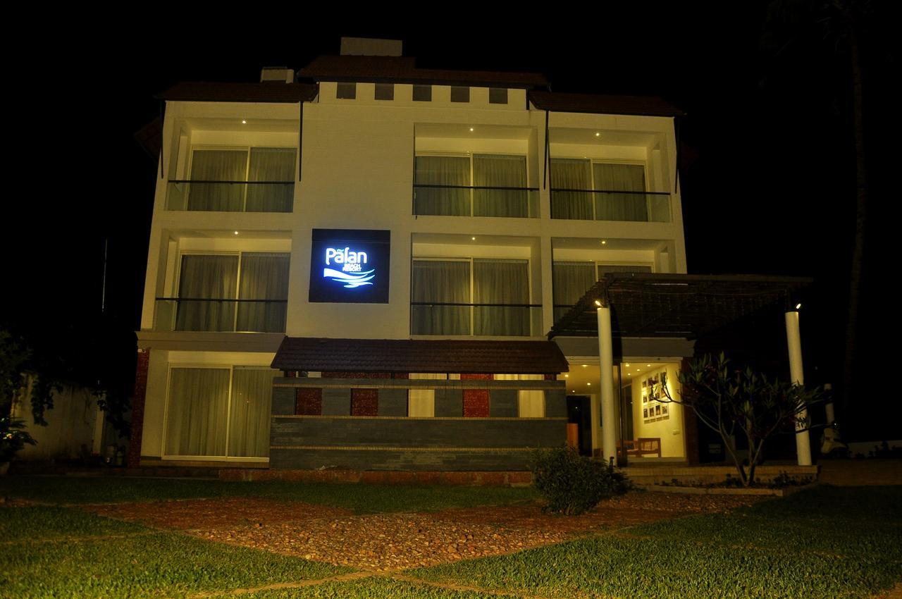 Palan Beach Resort Varkala Buitenkant foto