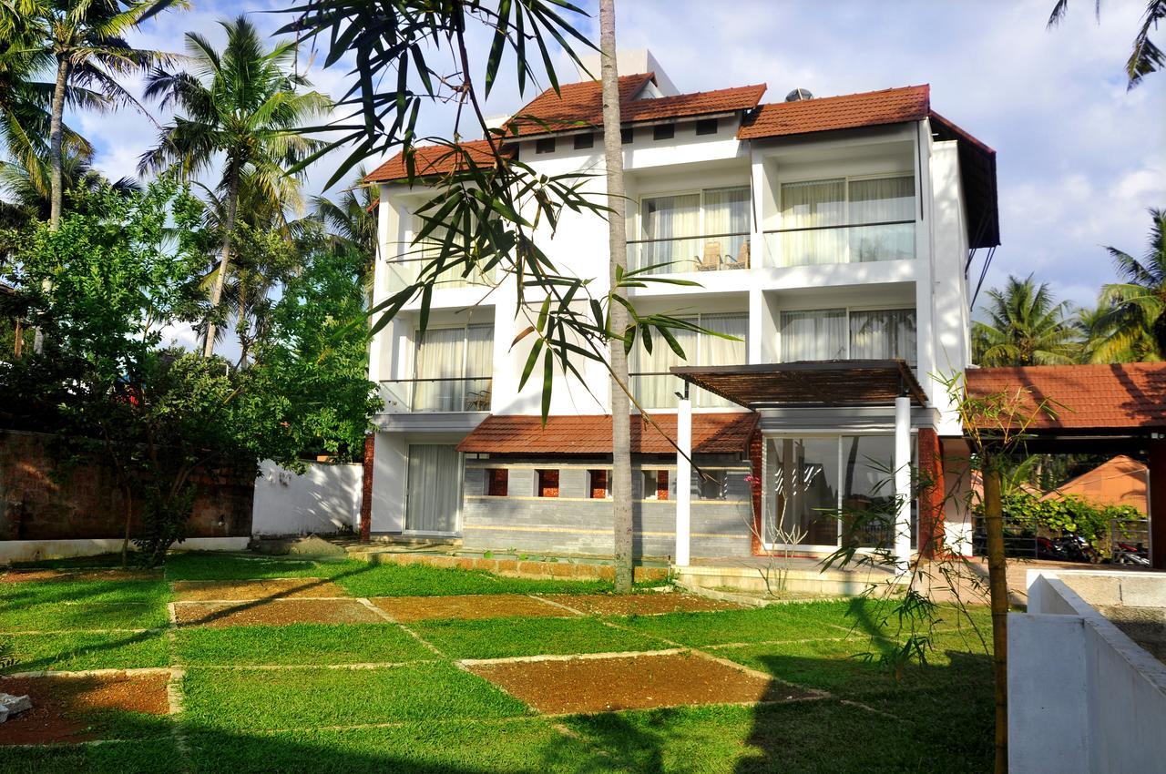Palan Beach Resort Varkala Buitenkant foto