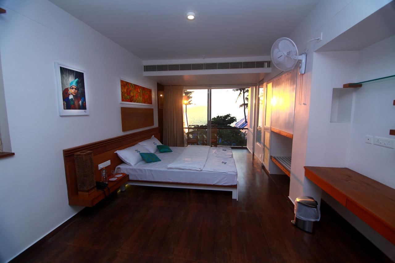 Palan Beach Resort Varkala Buitenkant foto