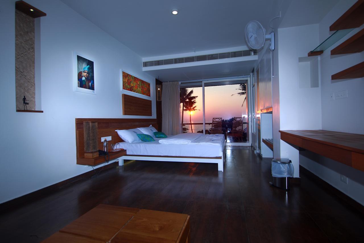 Palan Beach Resort Varkala Buitenkant foto